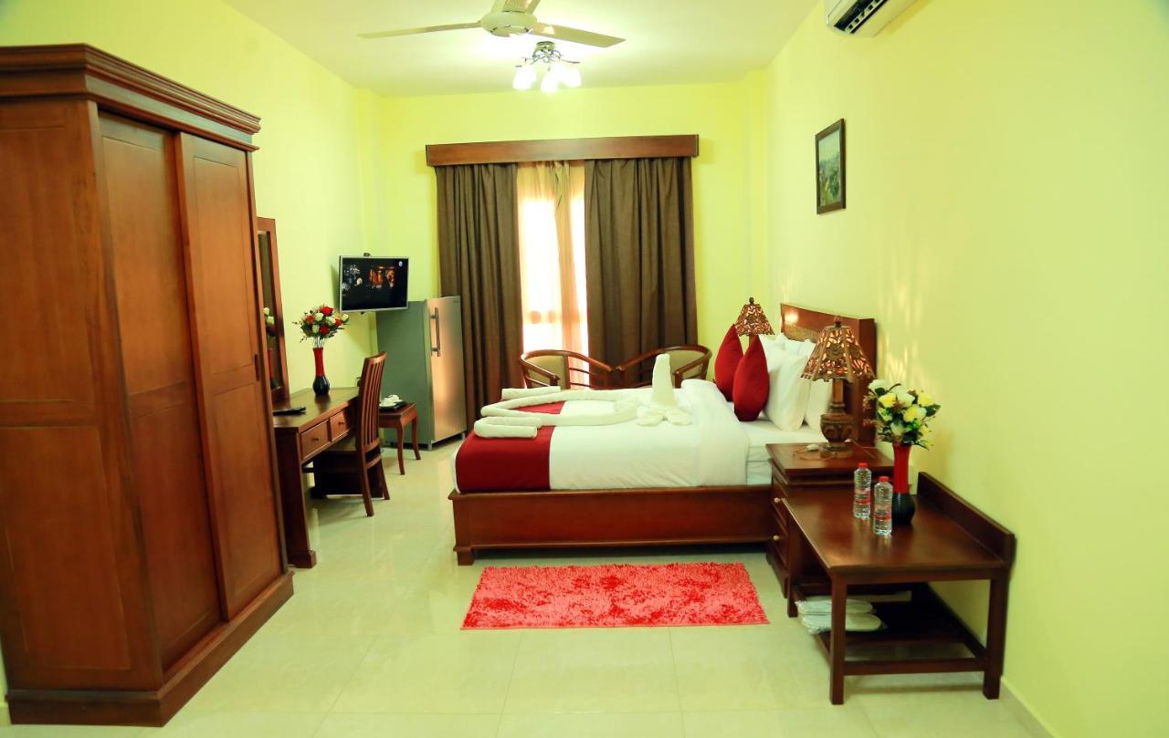 Royal Hotel Muskat Bagian luar foto
