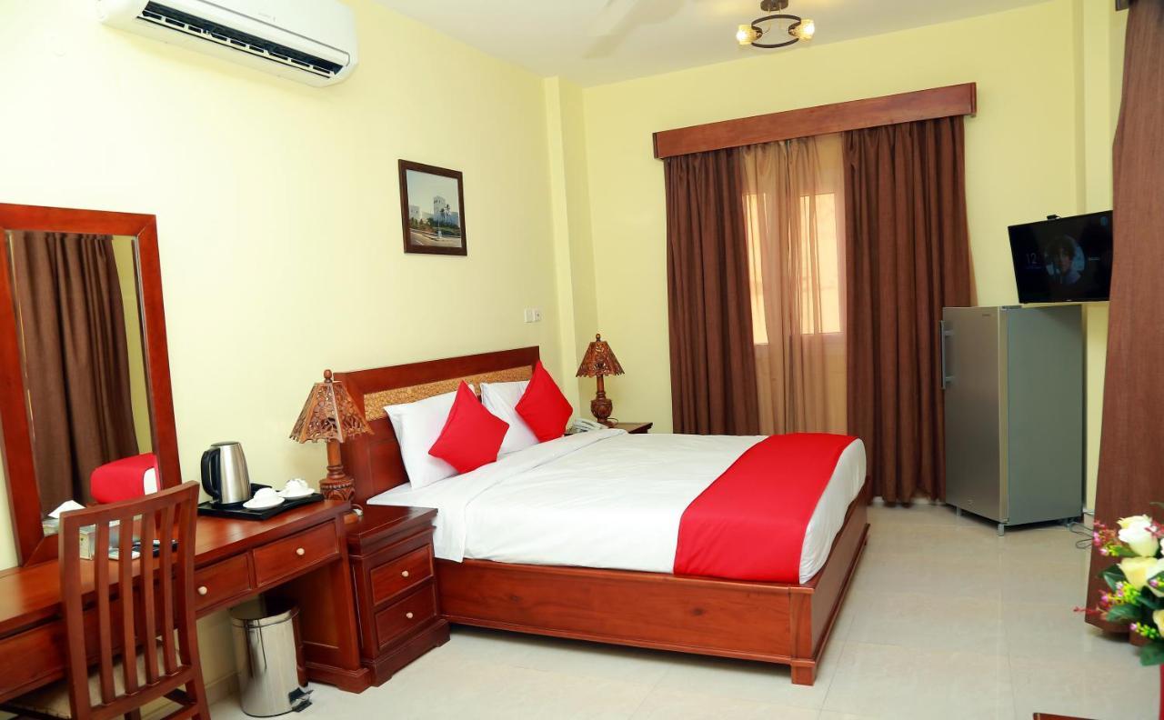 Royal Hotel Muskat Bagian luar foto
