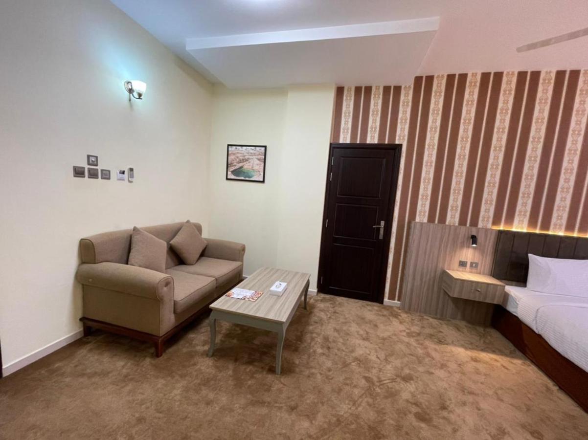 Royal Hotel Muskat Bagian luar foto