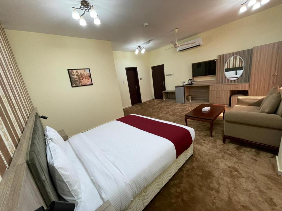 Royal Hotel Muskat Bagian luar foto